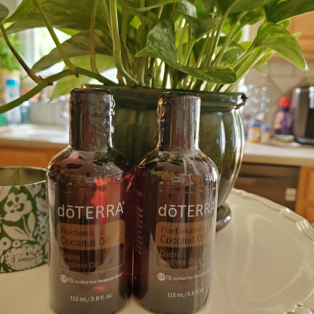DoTerra Fractionated coconut oil